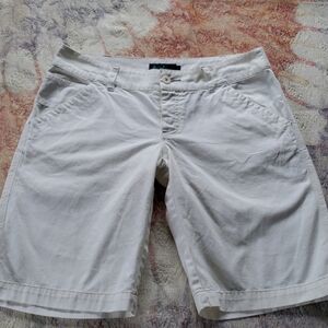 Boden white Bermuda shorts for woman size 12